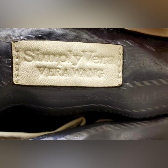 NW Simply Vera Wang Beige/Gray Faux Leather Snake Skin Tote Purse/Shoulder Bag - Picture 6 of 8